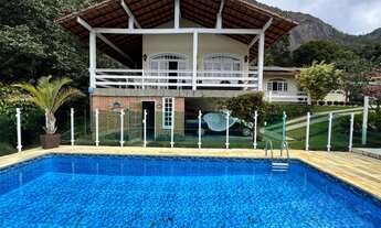 Imagem: Casa à venda com 4 quartos sendo 2 suítes