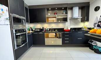 Imagem 6: Apartamento à venda com 2 quartos sendo 1 suíte, 75.96 m² em Agriões - Teresópolis/RJ