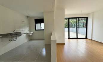 Imagem 4: Cobertura à venda com 2 quartos sendo 1 suíte, 150 m² na Várzea - Teresópolis/RJ