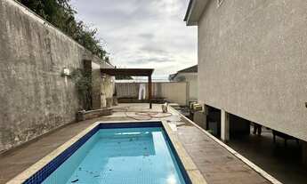 Imagem 3: Casa à venda com 5 quartos sendo 4 suítes, 251 m² na Tijuca - Teresópolis/RJ