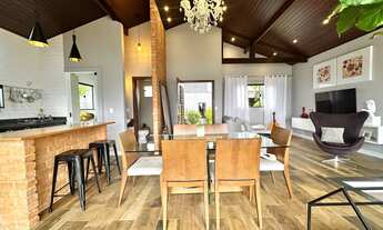 Imagem 3: Casa independente à venda com 3 quartos sendo 2 suítes, 150 m² em Agriões - Teresópolis/RJ