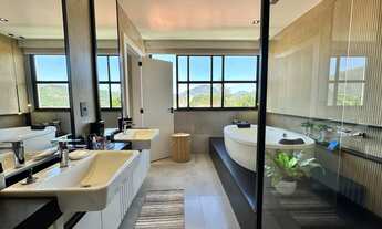 Imagem 6: Casa à venda com 5 quartos sendo 3 suítes, 358 m² em Iucas - Teresópolis/RJ