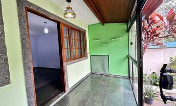 Imagem: Casa à venda com 3 quartos sendo 1 suíte