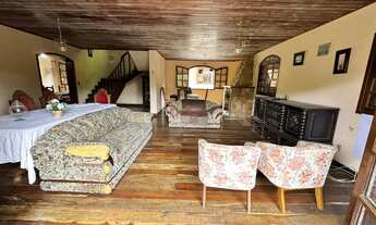 Imagem 2: Casa à venda com 3 quartos sendo 2 suítes, 316.85 m² no Comary - Teresópolis/RJ