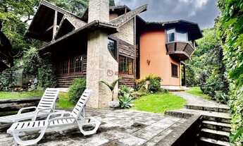 Imagem: Chalé para locação com 3 quartos sendo