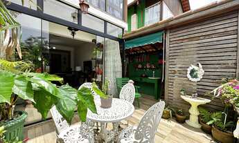 Imagem: Casa à venda com 2 quartos, 75.88 m² no