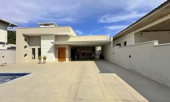 Imagem 2: Casa à venda com 3 suítes, 200 m² em Albuquerque - Teresópolis/RJ