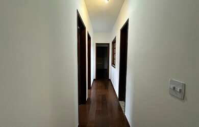 Imagem 2: Casa à venda com 4 quartos sendo 1 suíte, 123.76 m² no Alto - Teresópolis/RJ