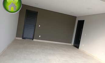 Imagem 2: Encantadora Casa Térrea com três suítes no Condomínio Jardim Piemonte, Indaiatuba