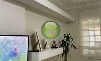 Imagem 4: Sobrado de três pavimentos com 3 suítes, escritório e piscina na Vila Maria Helena por r$1