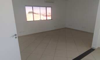 Imagem 7: Sala piso superior para locação; Sala com 4 ambientes