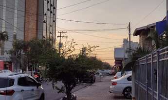 Imagem 2: SALA COMERCIAL NO PISO SUPERIOR; SALA AMPLA PARA LOCAÇÃO; PONTO COMERCIAL SUPERIOR COM 260