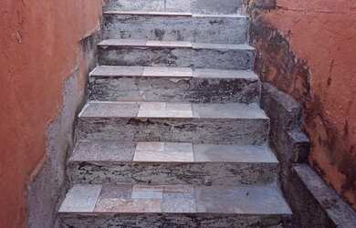 Imagem 7: Espaçoso Sobrado à Venda em Carapicuíba, SP | Vila Maria Helena