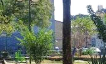 Imagem 2: OPORTUNIDADE ÚNICA! Apartamento À VENDA; com cortineiros, camas e fogão cooktop no AYROSA