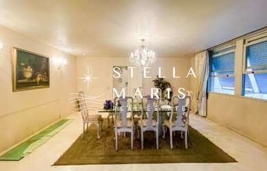 Imagem 7: Copacabana, Oportunidade na quadra da praia, 303m2, hall privativo 4 quartos, 1 suíte, 1 v