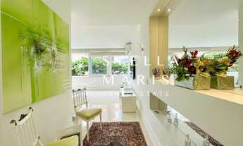 Imagem 2: Ipanema, Lindo apartamento reformado com 170 m2, 2 suítes, 1 vaga e vista para o Cristo Re