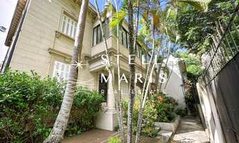 Imagem: Urca, Casa espetacular, toda reformada em