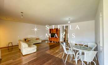 Imagem 7: Leblon, Oportunidade Única - Espetacular Apartamento com Varandão e Potencial de Reforma