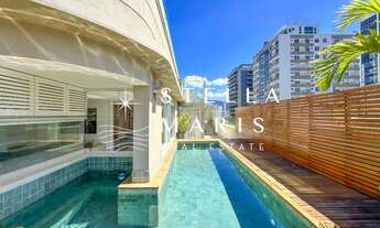 Imagem: Cobertura reformada com 527 m2, piscina