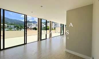 Imagem 4: LEBLON- Cobertura linear, reformada em 2023/2024, é o epítome do luxo e sofisticação. Com