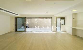 Imagem 6: Leblon, Apartamento de 251 m2 com piscina, área gourmet, 3 suítes à venda em prédio novo r