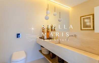 Imagem 7: Lagoa, Apartamento luxuoso e impecável assinado pelo arquiteto Maurício Nóbrega em andar a