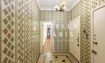 Imagem 4: Charmosa Cobertura Linear em Copacabana com 238m² + Terraço Privativo!