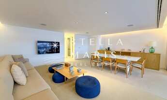 Imagem 6: Leblon, Apartamento impecavelmente reformado com projeto da Bernardes Arquitetura, varanda