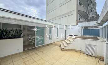 Imagem 3: Cobertura duplex com generosa área externa e piscina à venda em rua tranquila no Leblon