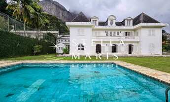 Imagem 3: Gávea, Belíssima casa com linda vista para o verde e montanhas coladinha no Morro dois irm