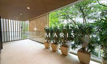 Imagem 4: Ipanema, Apartamento com varandão, original 4 suítes e 2 vagas à venda em prédio novo na m