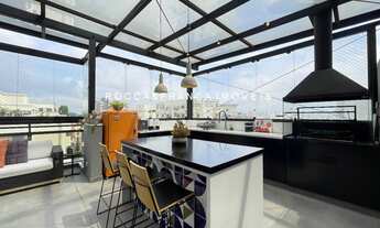 Imagem 1: Cobertura à venda com área gourmet e piscina em Moema