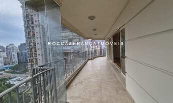 Imagem 2: APARTAMENTO REFORMADO À VENDA A POUCOS METROS DO CLUBE PINHEIROS