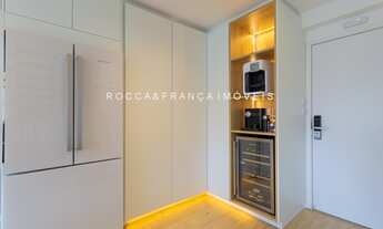 Imagem 7: AP07983 - Apartamento mobiliado com acabamentos de alto padrão no Campo Belo (ao lado do