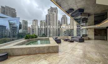 Imagem 2: Cobertura icônica ao lado do Parque do Povo com 723 m² com piscina aquecida e suíte master