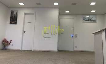 Imagem 3: Sala comercial de 42 m², semi mobiliado com 1 vaga de garagem. Localizado na região do Bro