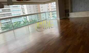 Imagem: Apartamento sem mobília com 03 dormitórios