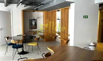 Imagem 7: Seja bem-vindo ao seu novo lar no coração de Pinheiros! Este apartamento de alto padrão, e