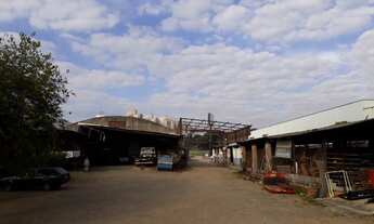 Imagem 3: ÓTIMO PRÉDIO COMERCIAL COM 1.913 M² AC - 3.269,40 M² - FRENTE ROD. ANHANGUERA - JUNDIAÍ/SP