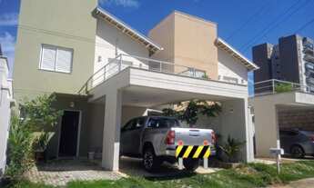 Imagem: CASA TRIPLEX CONDOMÍNIO RESERVATTO VENDE