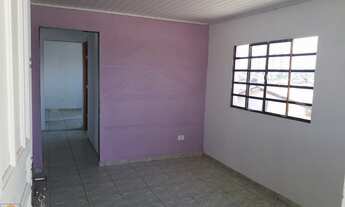 Imagem 6: Casa com 4 dormitórios no bairro Monte Castelo em Colombo