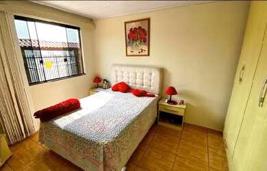 Imagem 3: 2 casas em terreno de 360m² no Estação - ótima localização