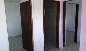 Imagem 7: Casa com 4 dormitórios no bairro Monte Castelo em Colombo