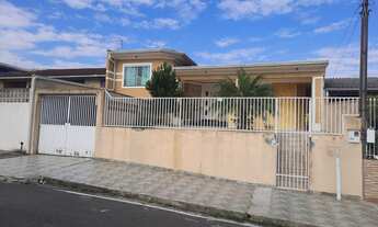 Imagem 2: EXCELENTE CASA COM 200M² NO IGUAÇÚ EM TERRENO DE 275M² POR APENAS 849.990,00 3 AMPLOS DORM