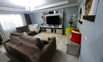 Imagem 6: EXCELENTE CASA COM 200M² NO IGUAÇÚ EM TERRENO DE 275M² POR APENAS 849.990,00 3 AMPLOS DORM