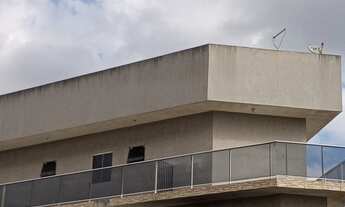 Imagem: EDIFICIO RESIDENCIAL E COMERCIAL NA REGIÃO