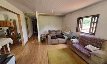 Imagem 2: Ótima casa próxima ao Centro de Araucária com possibilidade de 2 habitações por apenas 350