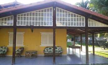 Imagem 1: Casa a venda no tradicional Condomínio Pedras do Rio ao lado do antigo terminal turístico