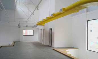 Imagem 3: 11 banheiro, 20 vagas na garagem, 670M² de Área Construída, 890M² de Área Total