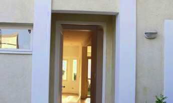 Imagem 2: 4 dormitórios, 4 suíte, 7 banheiro, 3 vagas na garagem, 260M² de Área Total